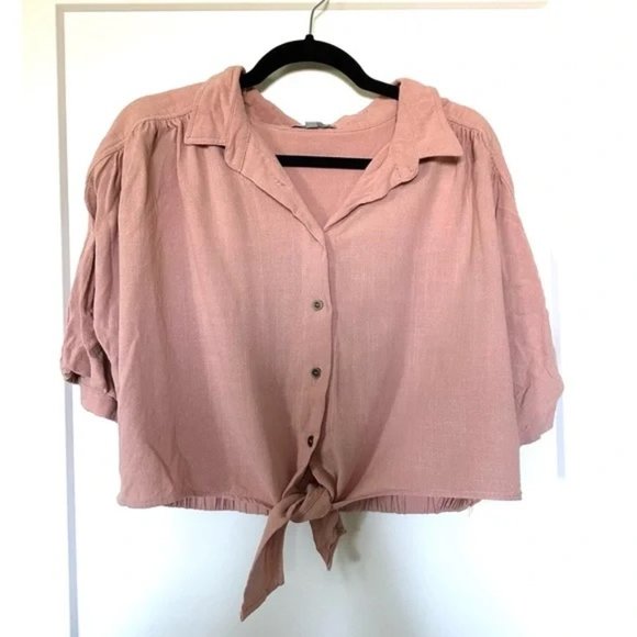 Wishlist Apparel Blush Button Front Tie Crop Shirt - Picture 2 of 6